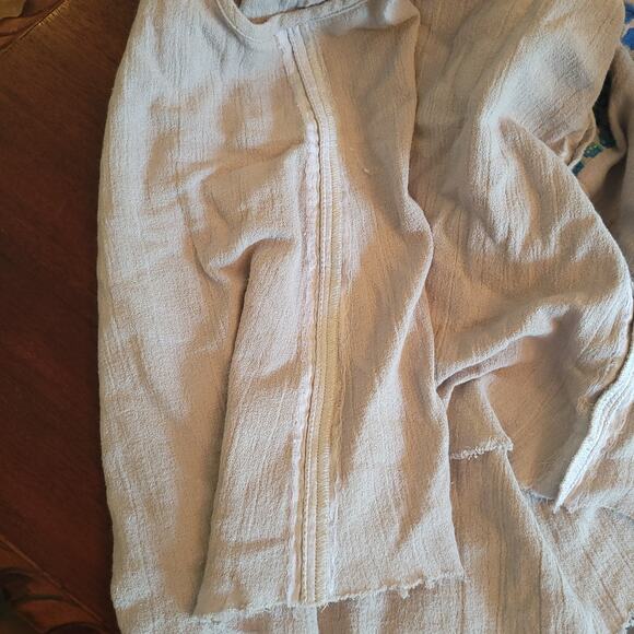 Soft Surroundings Peasant Blouse Embroidered Altered Blue Floral Medium - Picture 13 of 13